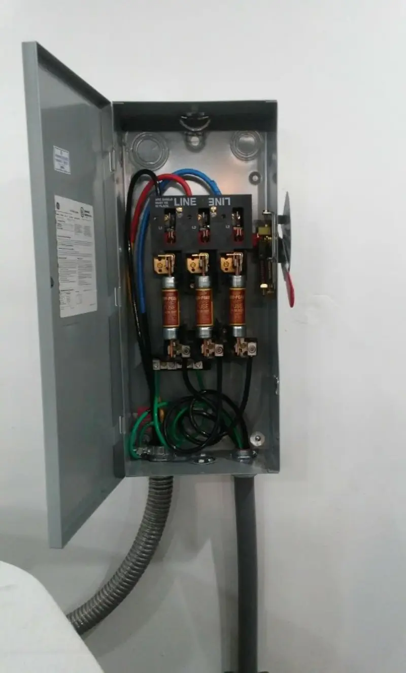 Three-phase disconnect switch installed for Electrical Wiring & Rewiring in North Franklin